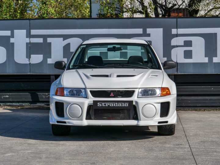 Mitsubishi EVO V RS - foto 7