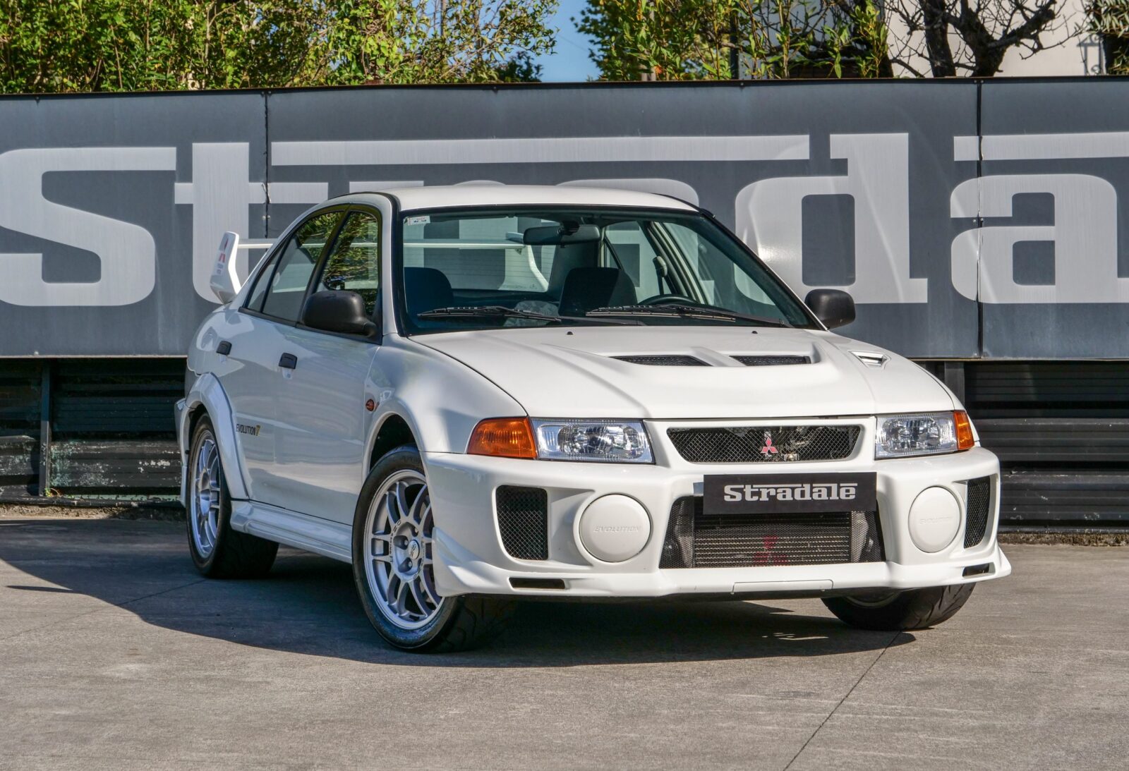 Mitsubishi EVO V RS - imagen 1