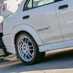 Mitsubishi EVO V RS - foto 17