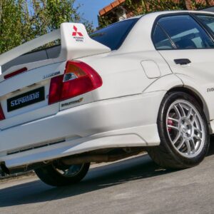 Mitsubishi EVO V RS - foto 25