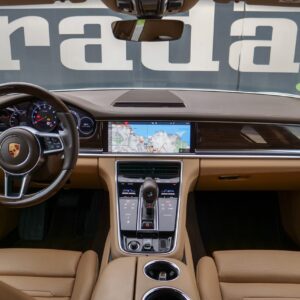 Porsche Panamera 4 - foto 23