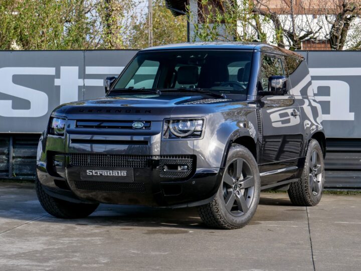 Land Rover Defender 90 3.0D - foto 2