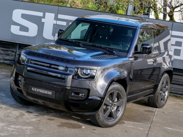 Land Rover Defender 90 3.0D - foto 6