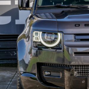 Land Rover Defender 90 3.0D - foto 9