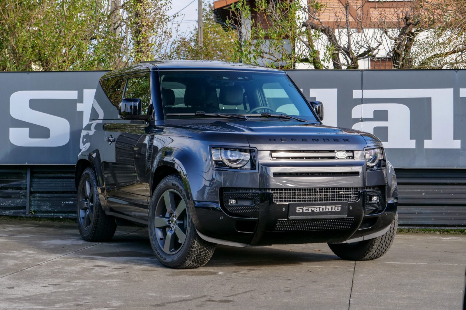 Land Rover Defender 90 3.0D - imagen 1