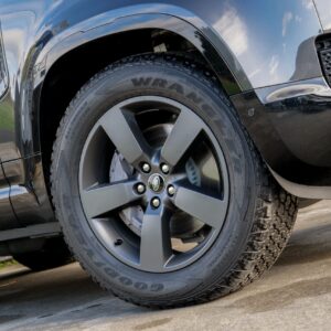 Land Rover Defender 90 3.0D - foto 15