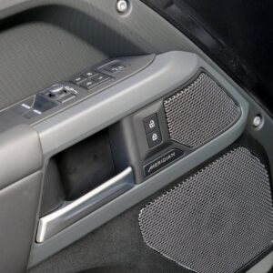 Land Rover Defender 90 3.0D - foto 30
