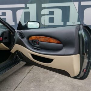 Aston Martin DB7 Vantage V12 - foto 16
