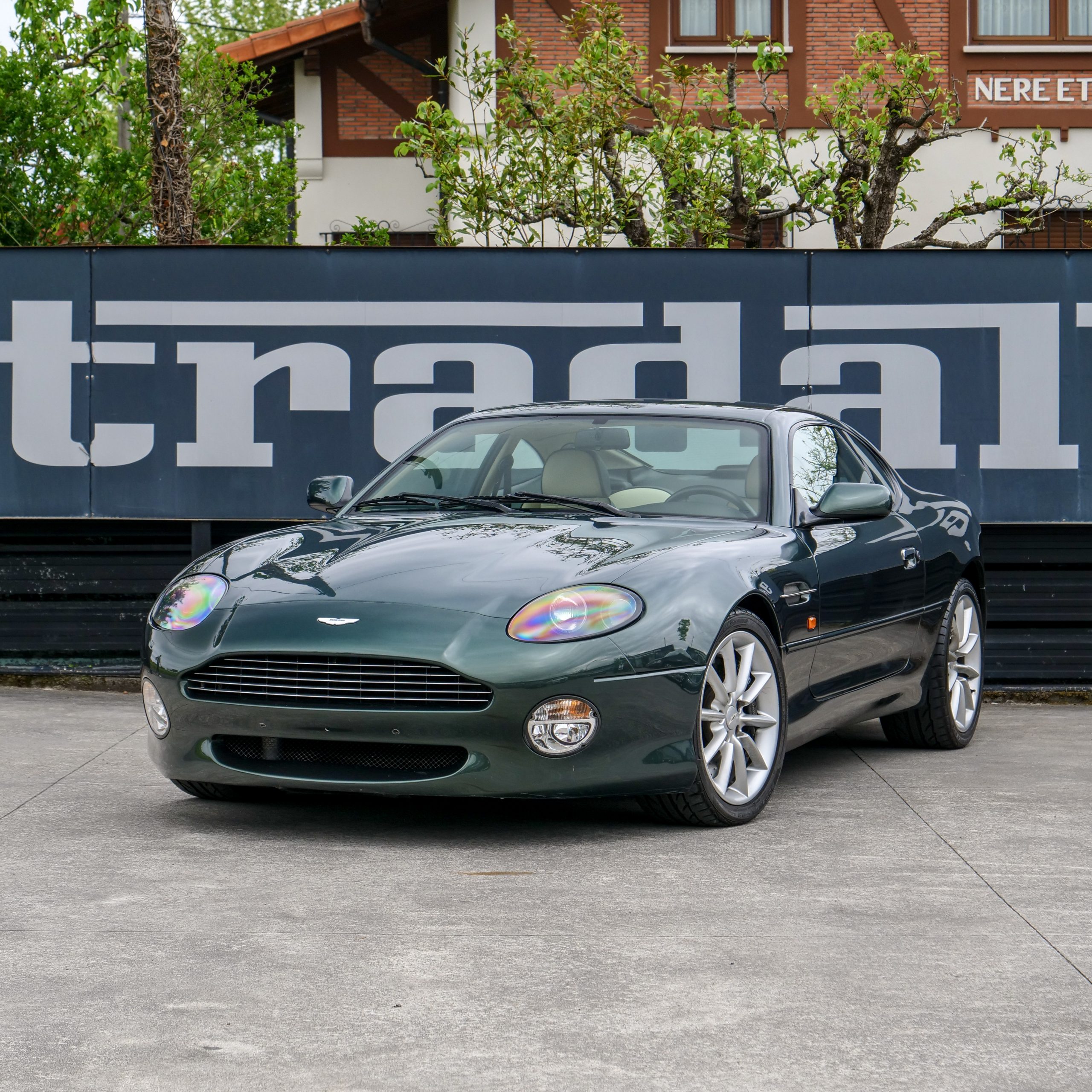 Aston Martin DB7 Vantage V12 - imagen 30