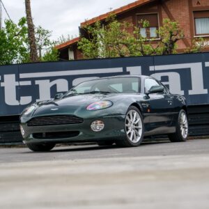 Aston Martin DB7 Vantage V12 - foto 32