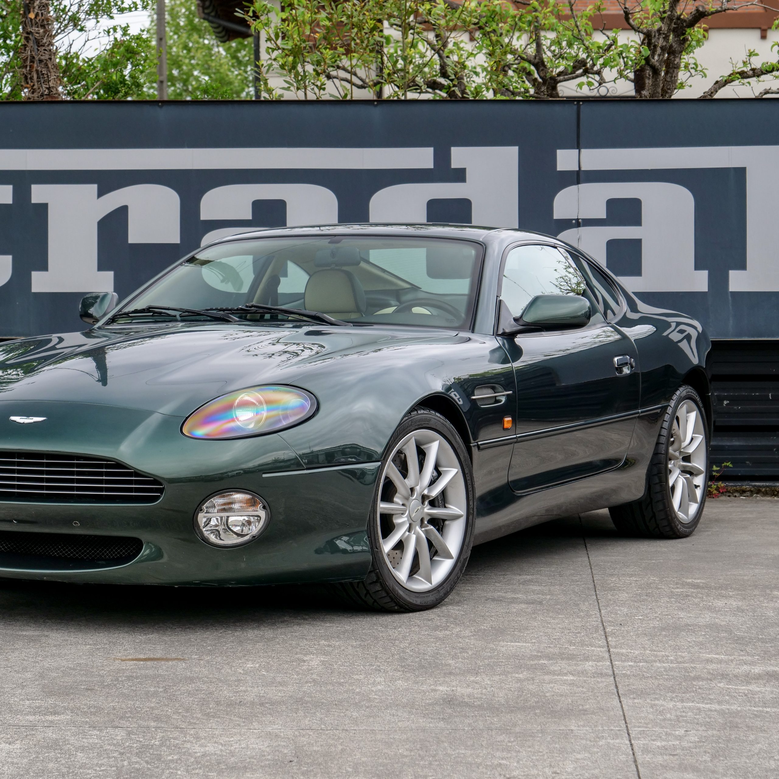 Aston Martin DB7 Vantage V12 - imagen 32