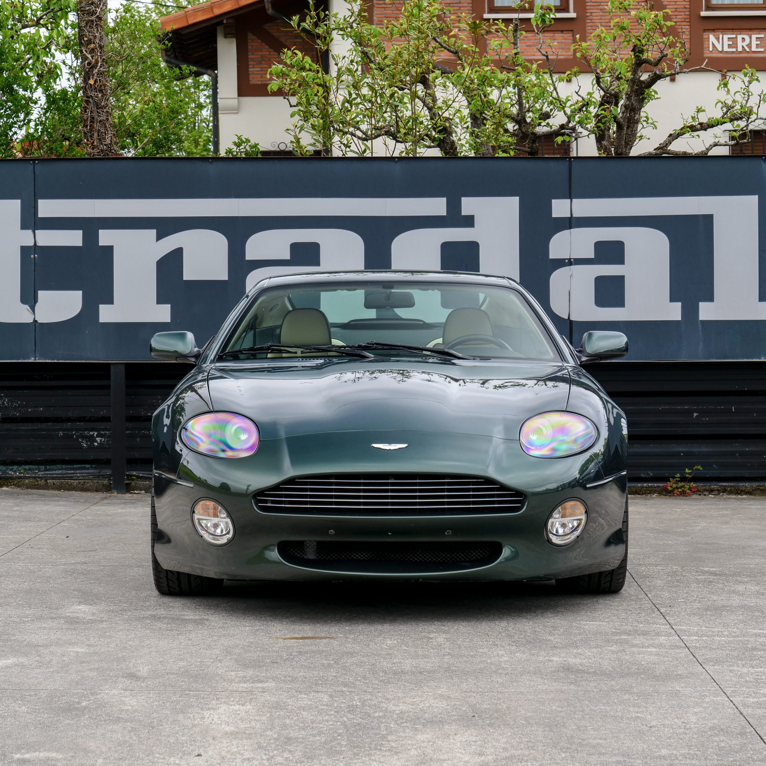 Aston Martin DB7 Vantage V12 - imagen 35