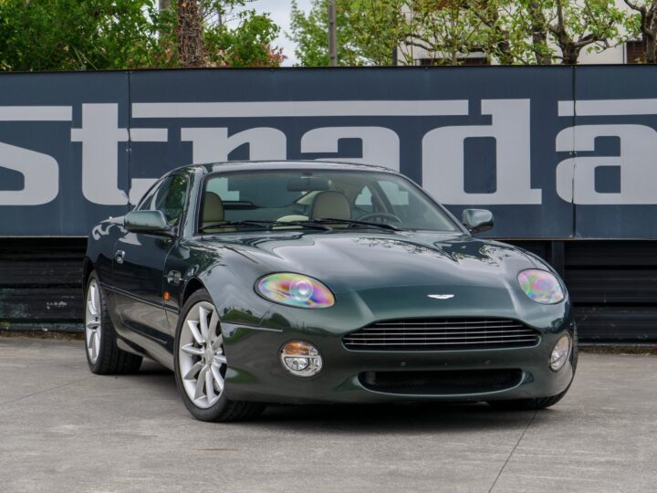Aston Martin DB7 Vantage V12 - foto 1