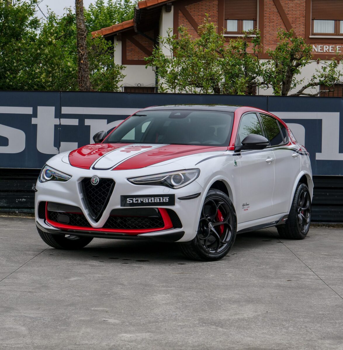 Alfa Romeo Stelvio Quadrifoglio » Racing Edition « - imagen 2