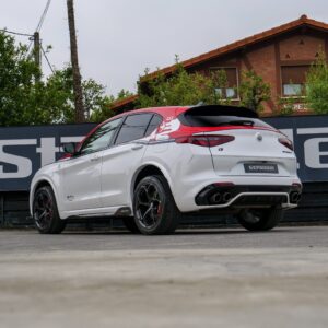 Alfa Romeo Stelvio Quadrifoglio » Racing Edition « - foto 42