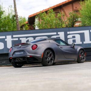 Alfa Romeo 4C Competizione - foto 34