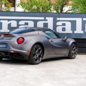 Alfa Romeo 4C Competizione - foto 33