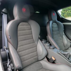 Alfa Romeo 4C Competizione - foto 16