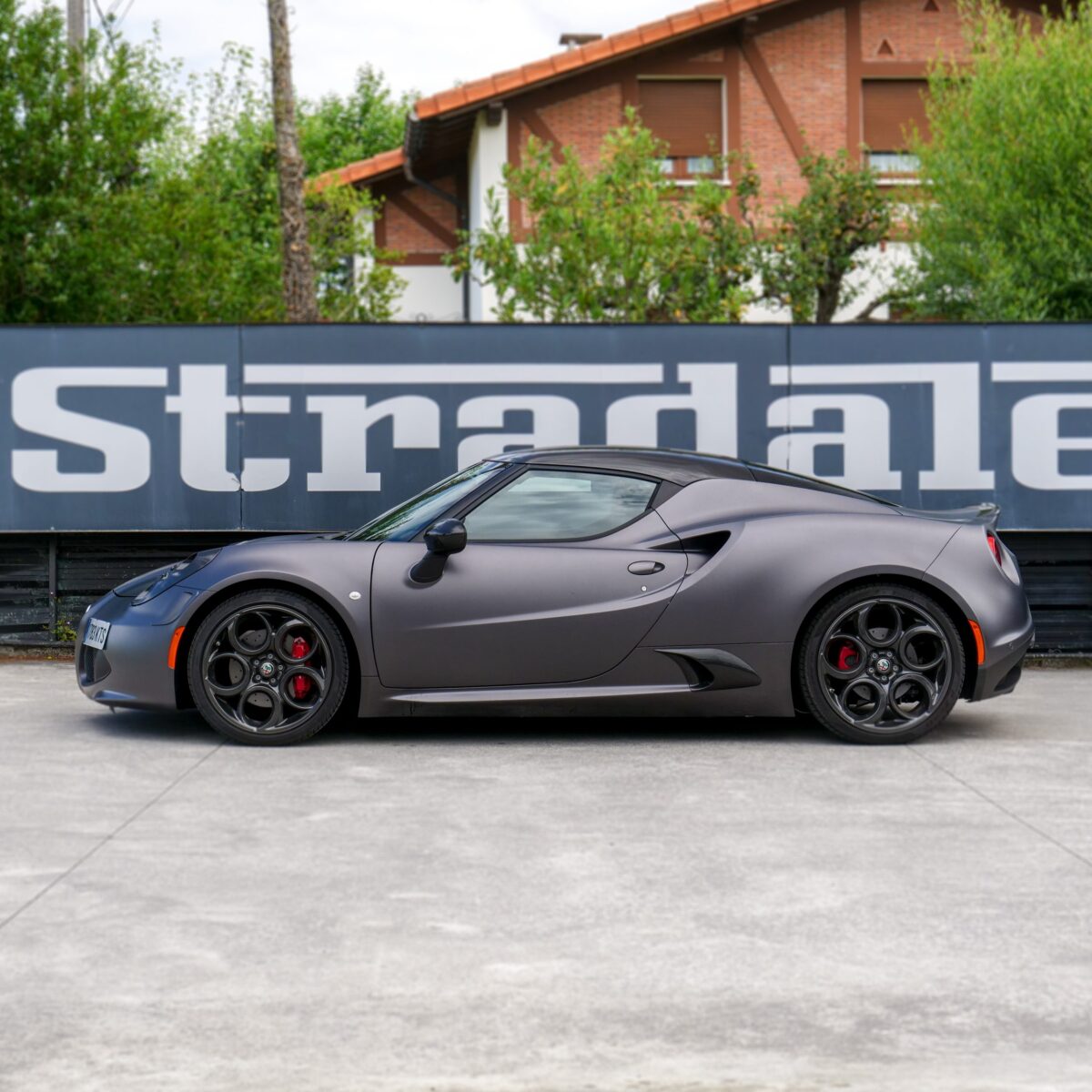 Alfa Romeo 4C Competizione - imagen 2