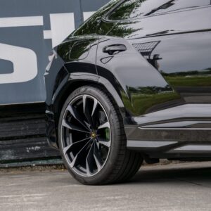 Lamborghini Urus - foto 17