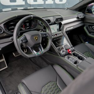 Lamborghini Urus - foto 34