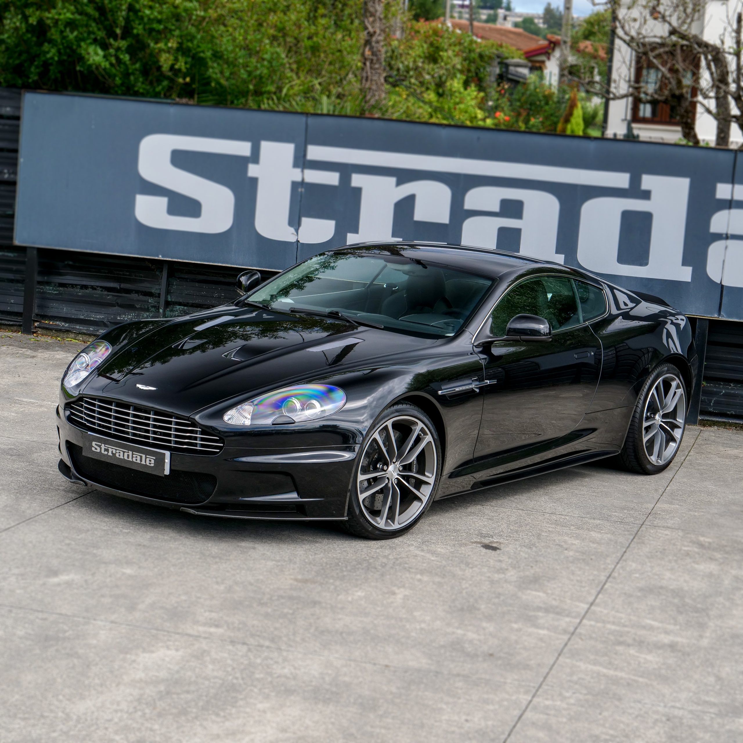 Aston Martin DBS - imagen 5