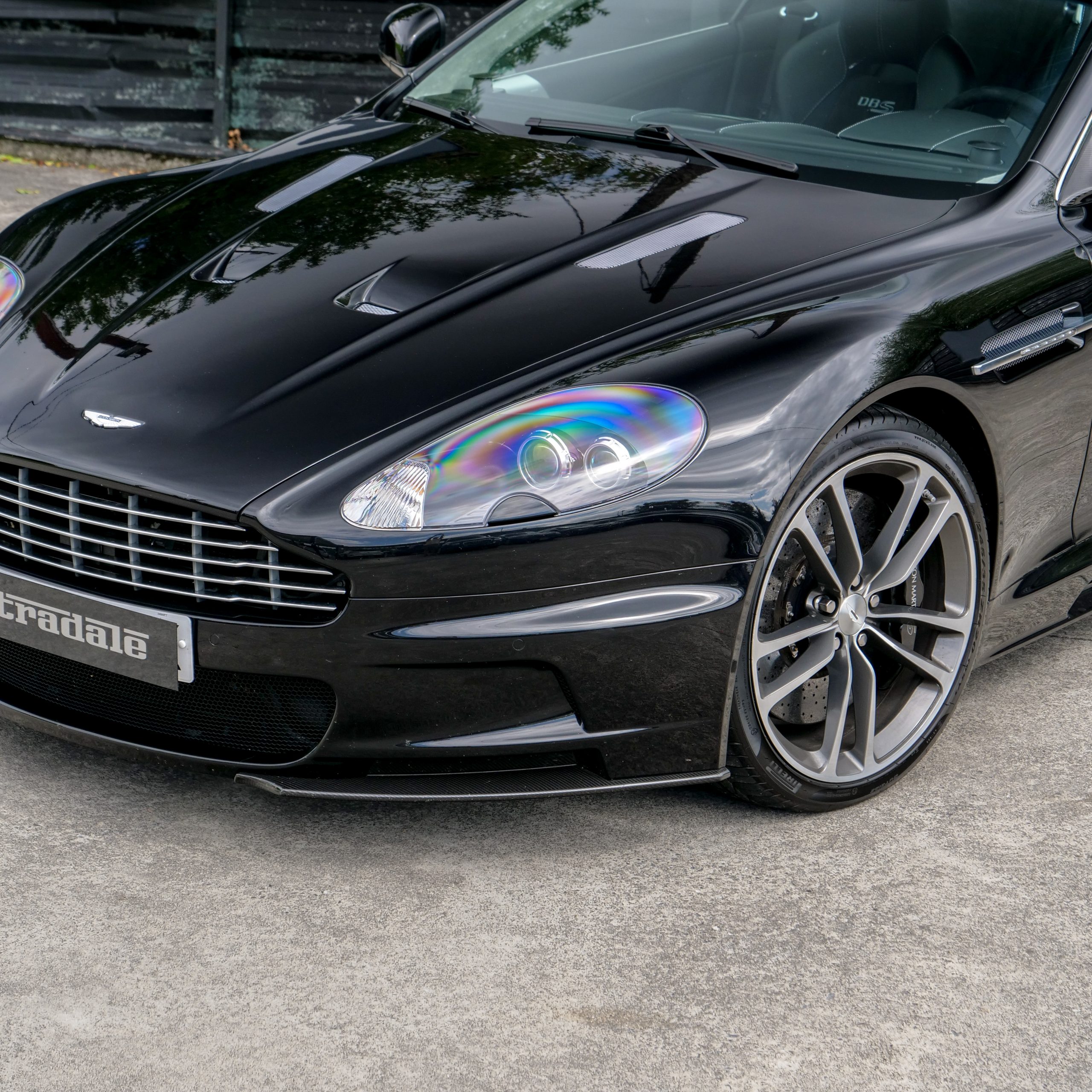 Aston Martin DBS - imagen 6