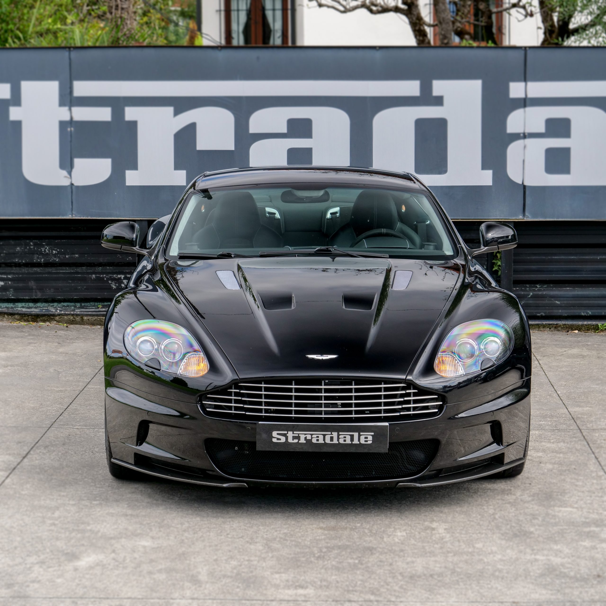 Aston Martin DBS - imagen 8