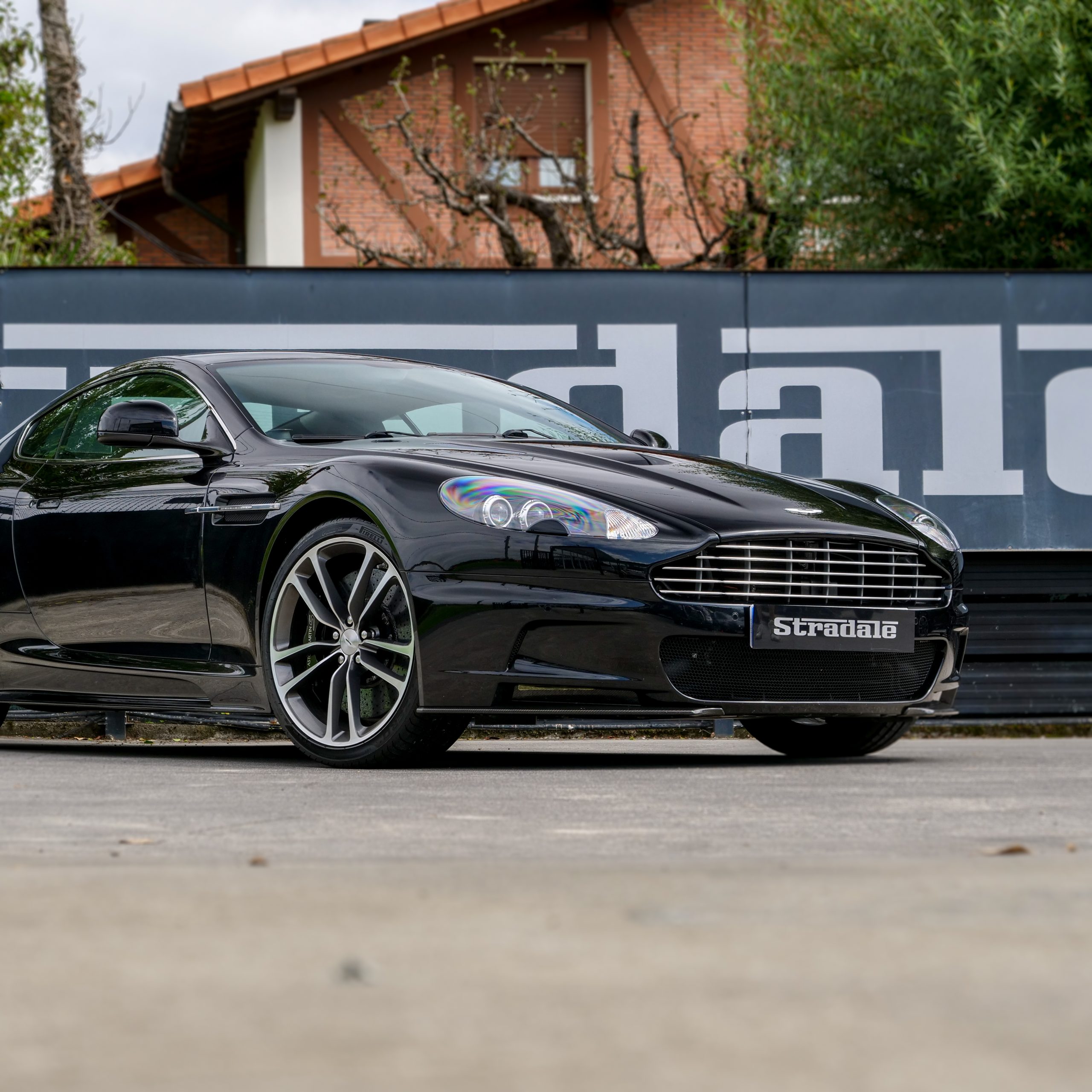 Aston Martin DBS - imagen 14