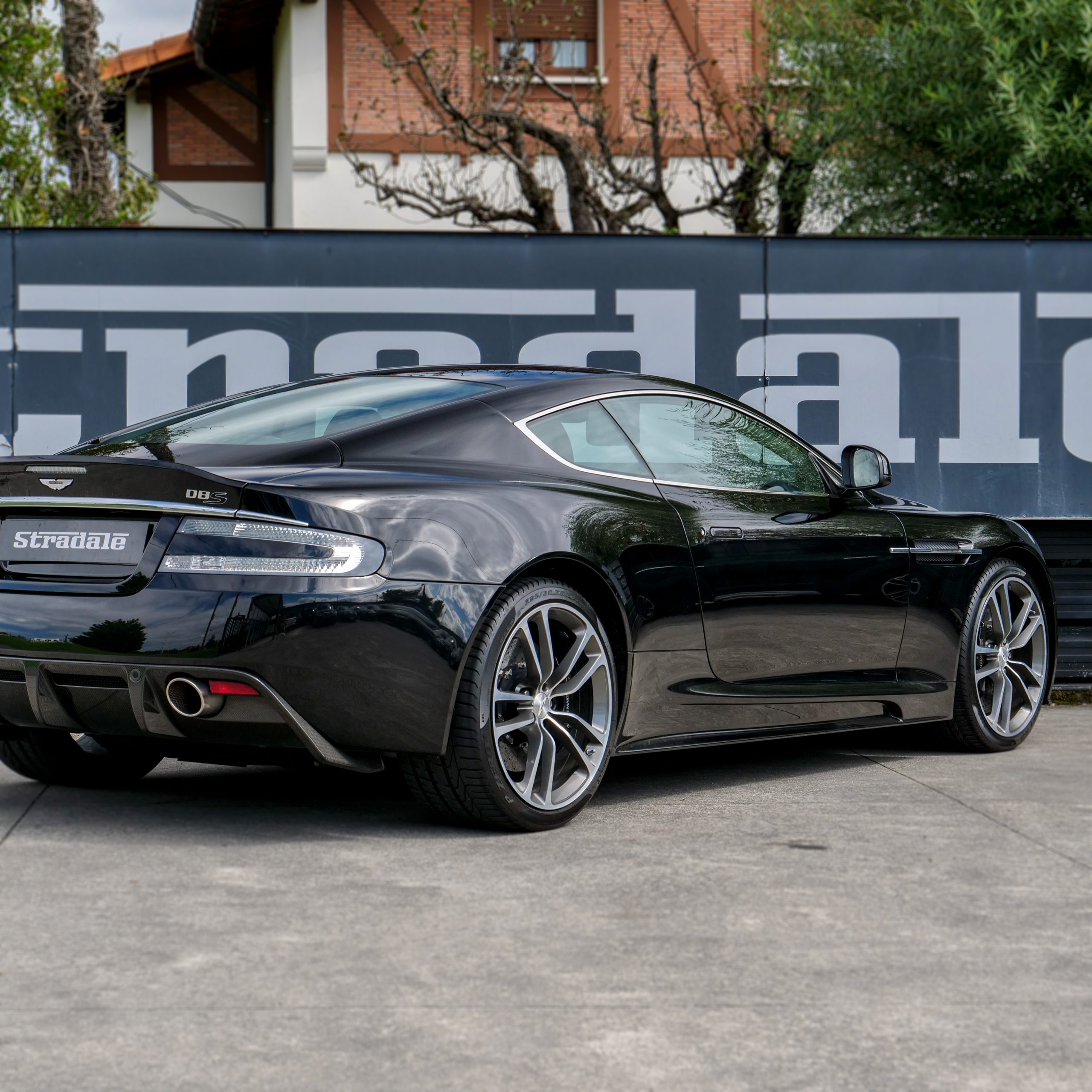 Aston Martin DBS - imagen 20
