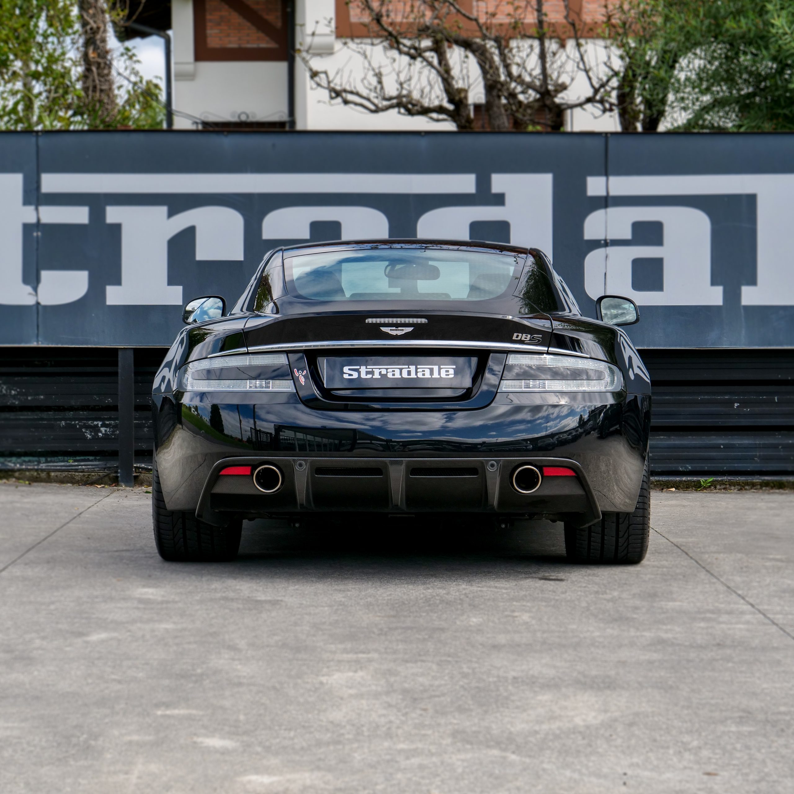 Aston Martin DBS - imagen 27