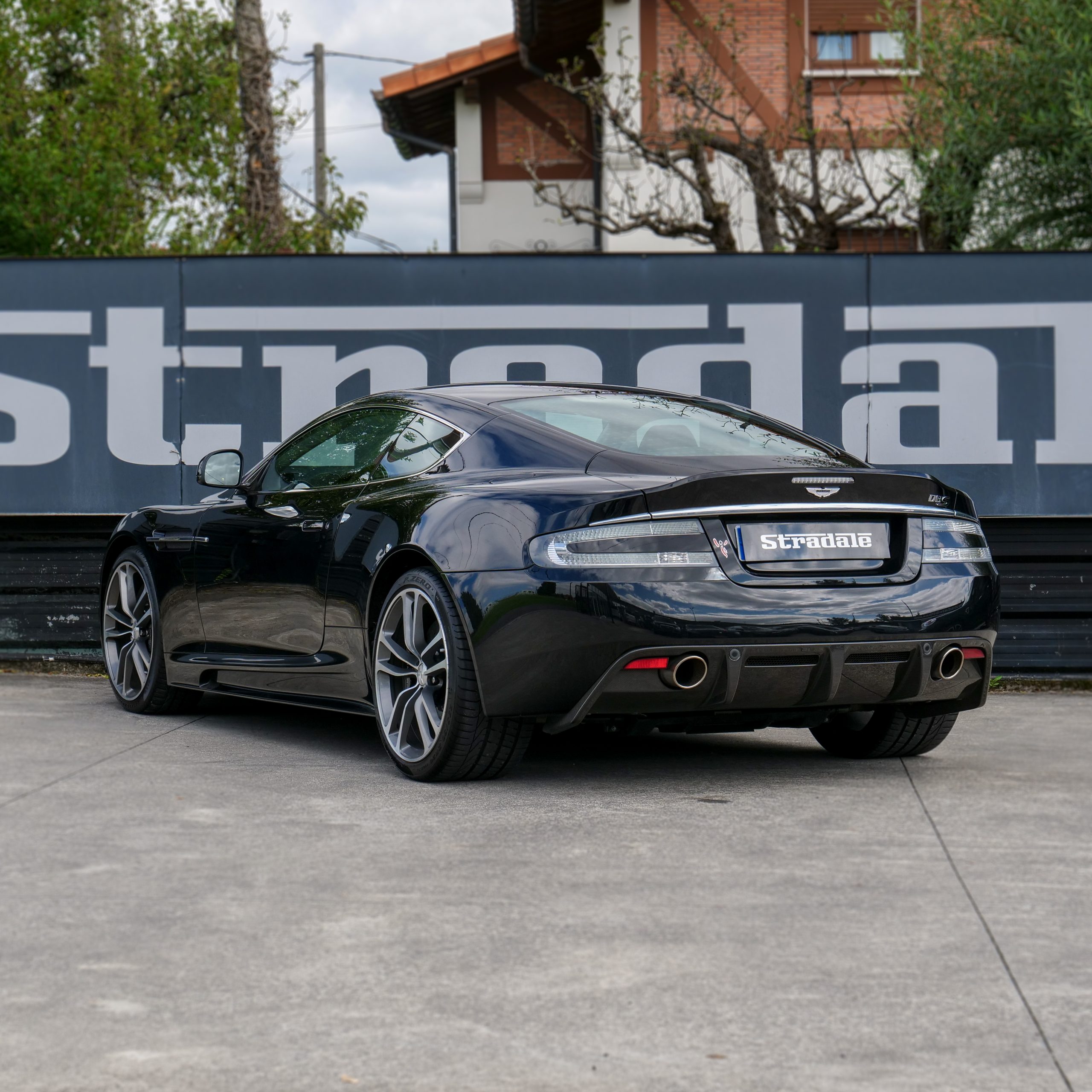 Aston Martin DBS - imagen 45