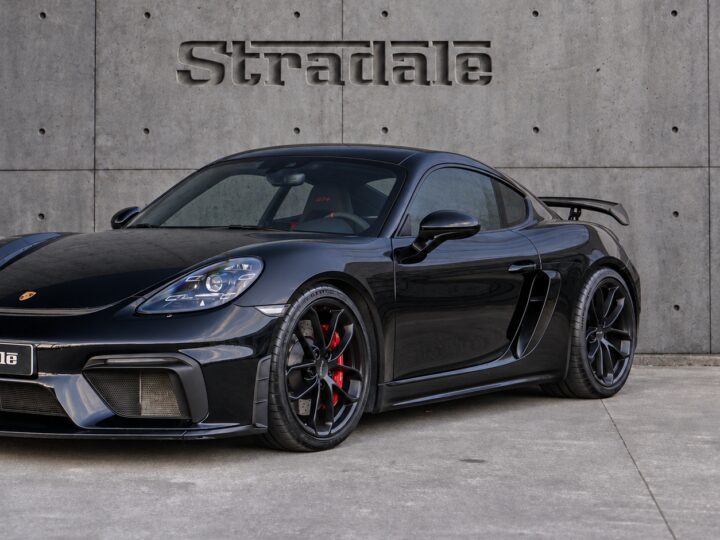 Porsche 718 Cayman GT4 - foto 4