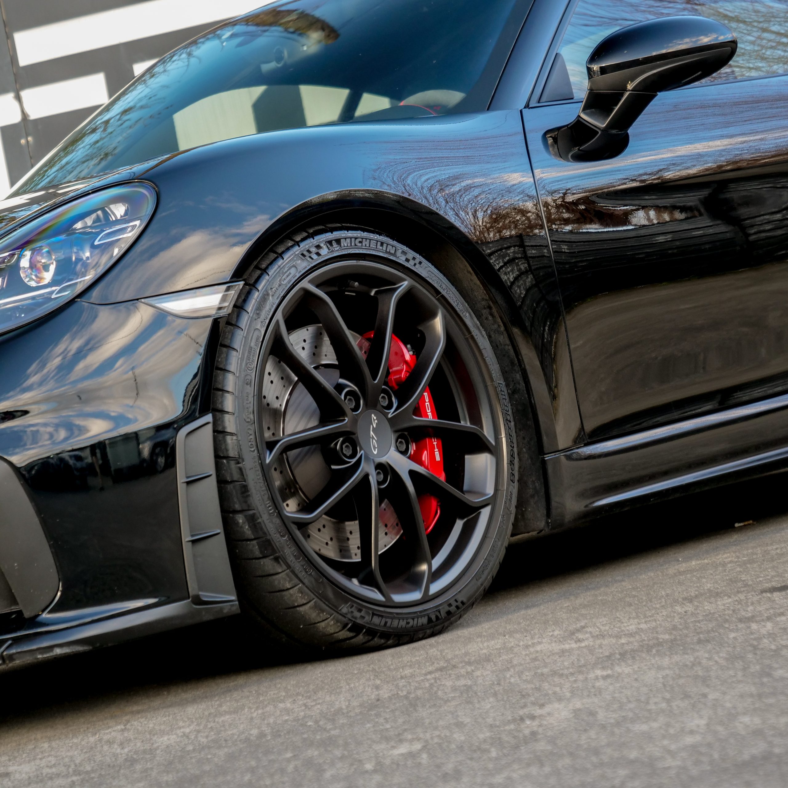Porsche Cayman GT4 - imagen 7