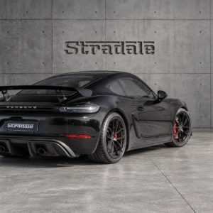 Porsche 718 Cayman GT4 - foto 32