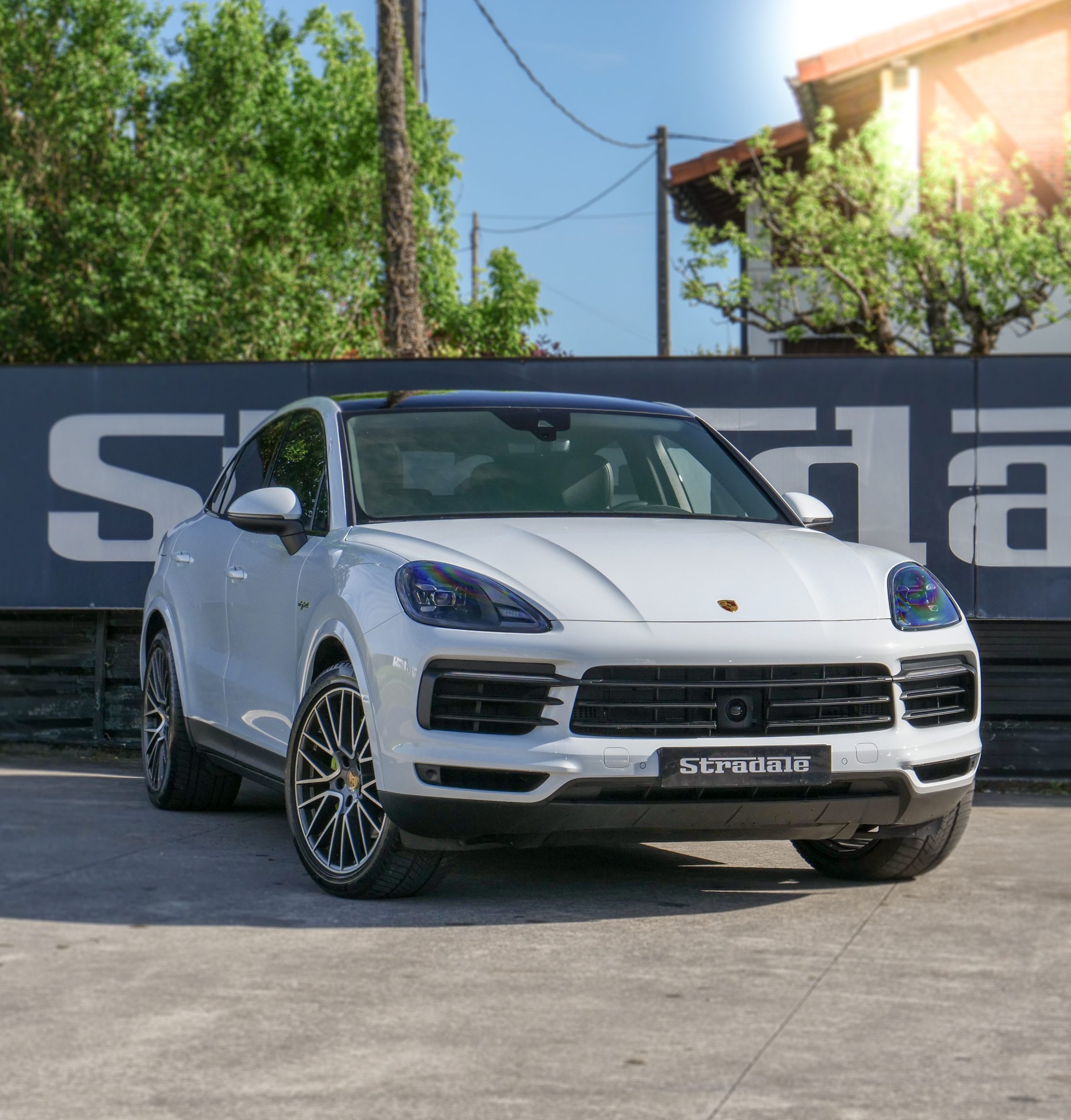 Porsche Cayenne Coupe E-Hybrid