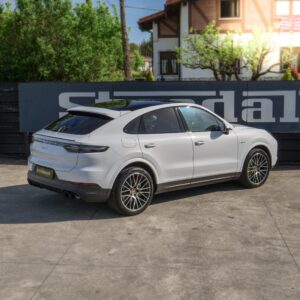 Porsche Cayenne Coupe E-Hybrid - foto 17