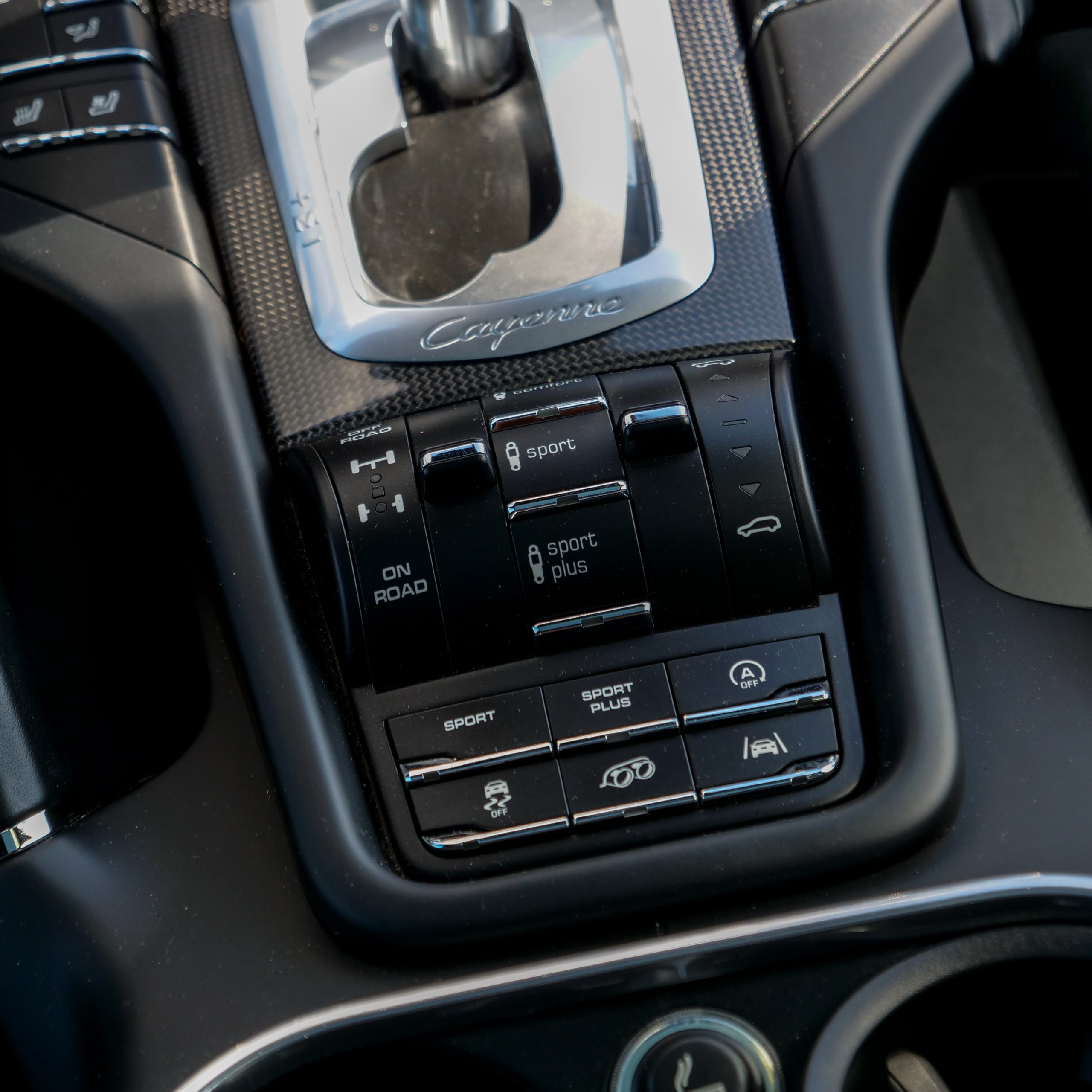 Porsche Cayenne Turbo S - imagen 26