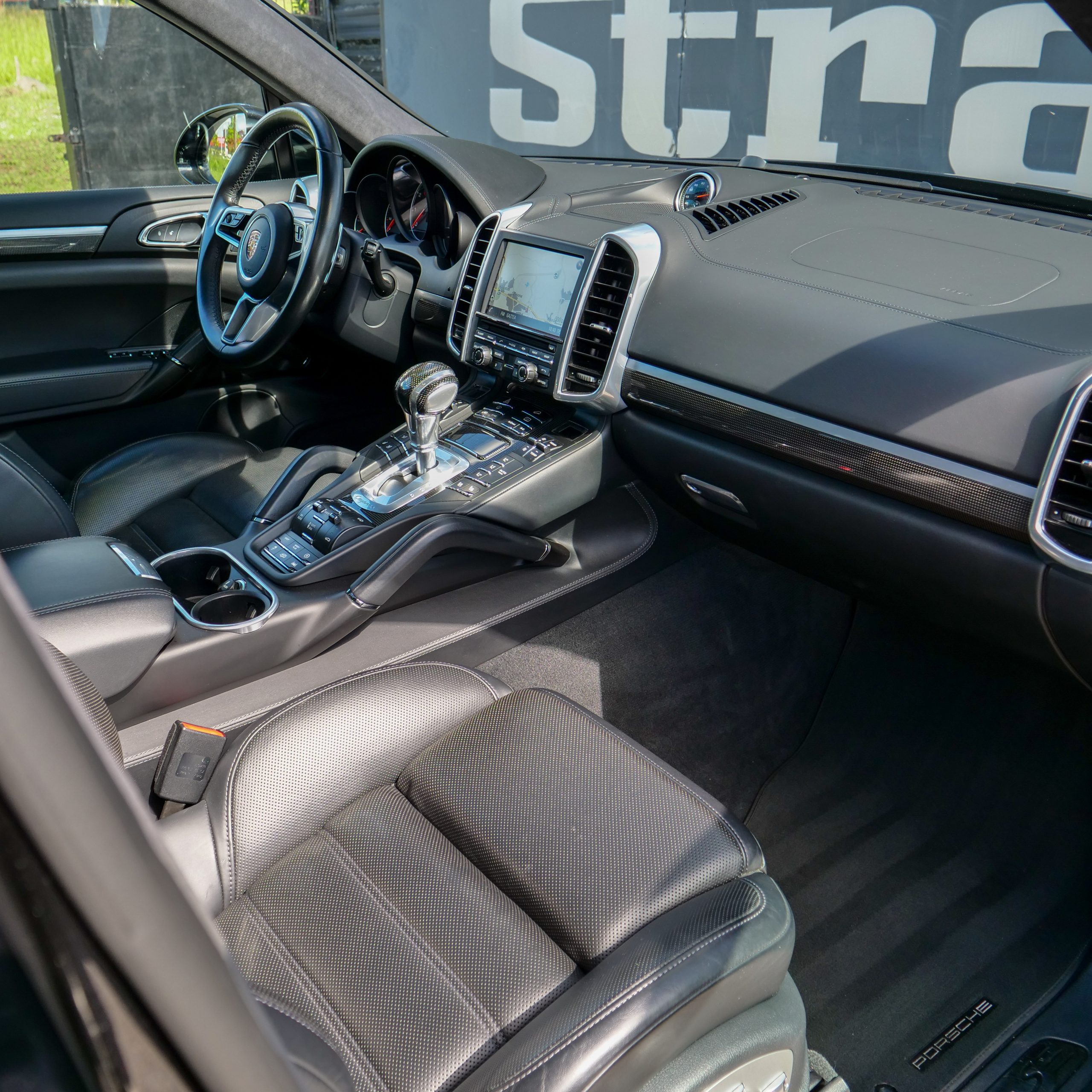 Porsche Cayenne Turbo S - imagen 30
