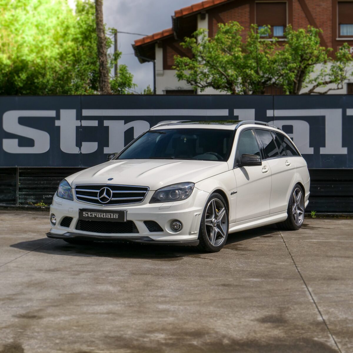 Mercedes C63 AMG Estate - imagen 2