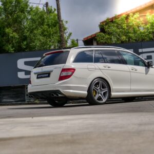 Mercedes C63 AMG Estate - foto 21