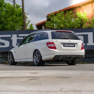 Mercedes C63 AMG Estate - foto 37