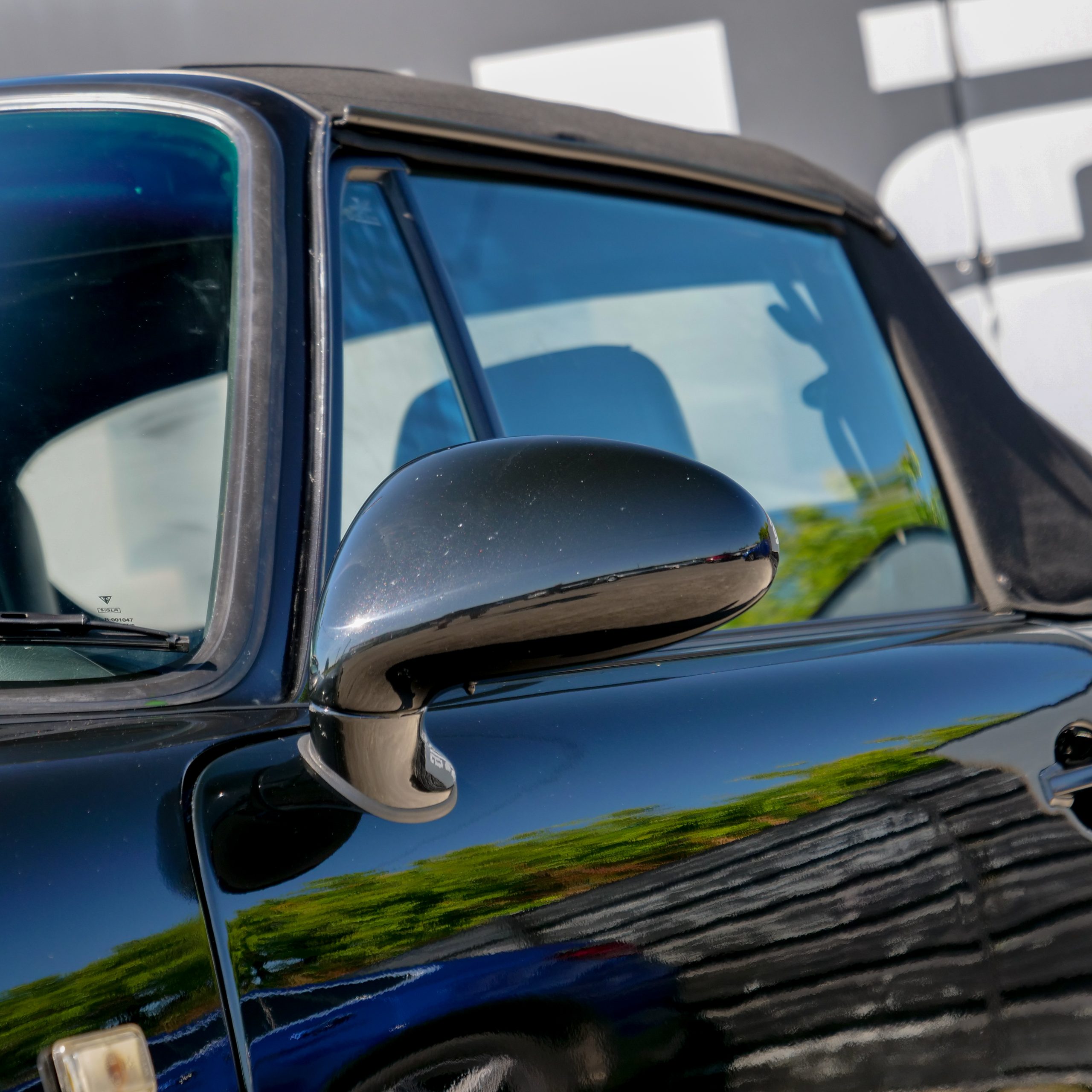 Porsche 964 Carrera 4 Cabrio - imagen 9