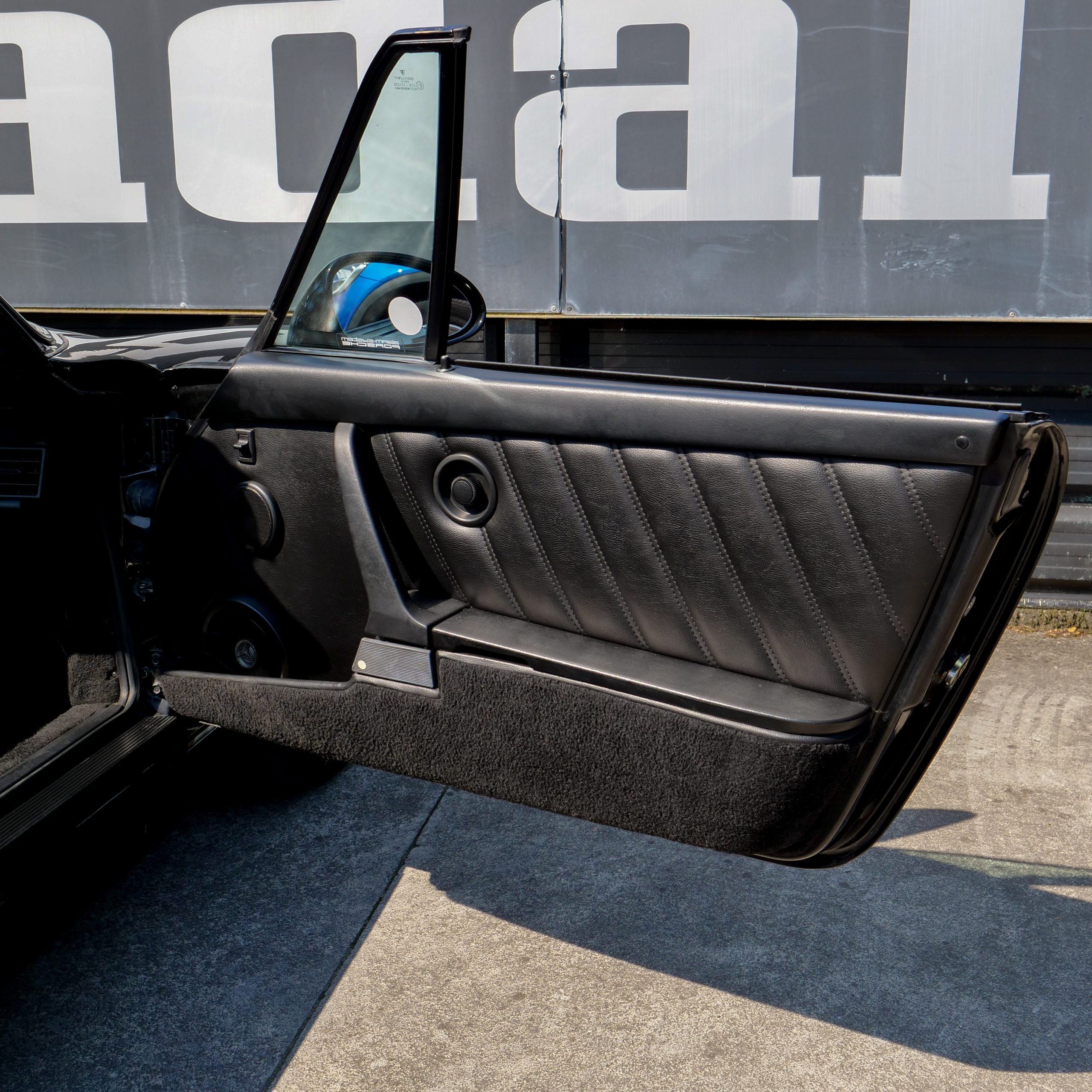 Porsche 964 Carrera 4 Cabrio - imagen 47