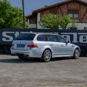 Bmw M5 Touring - foto 19
