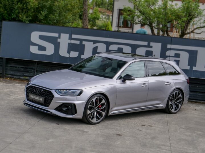 Audi RS4 - foto 6
