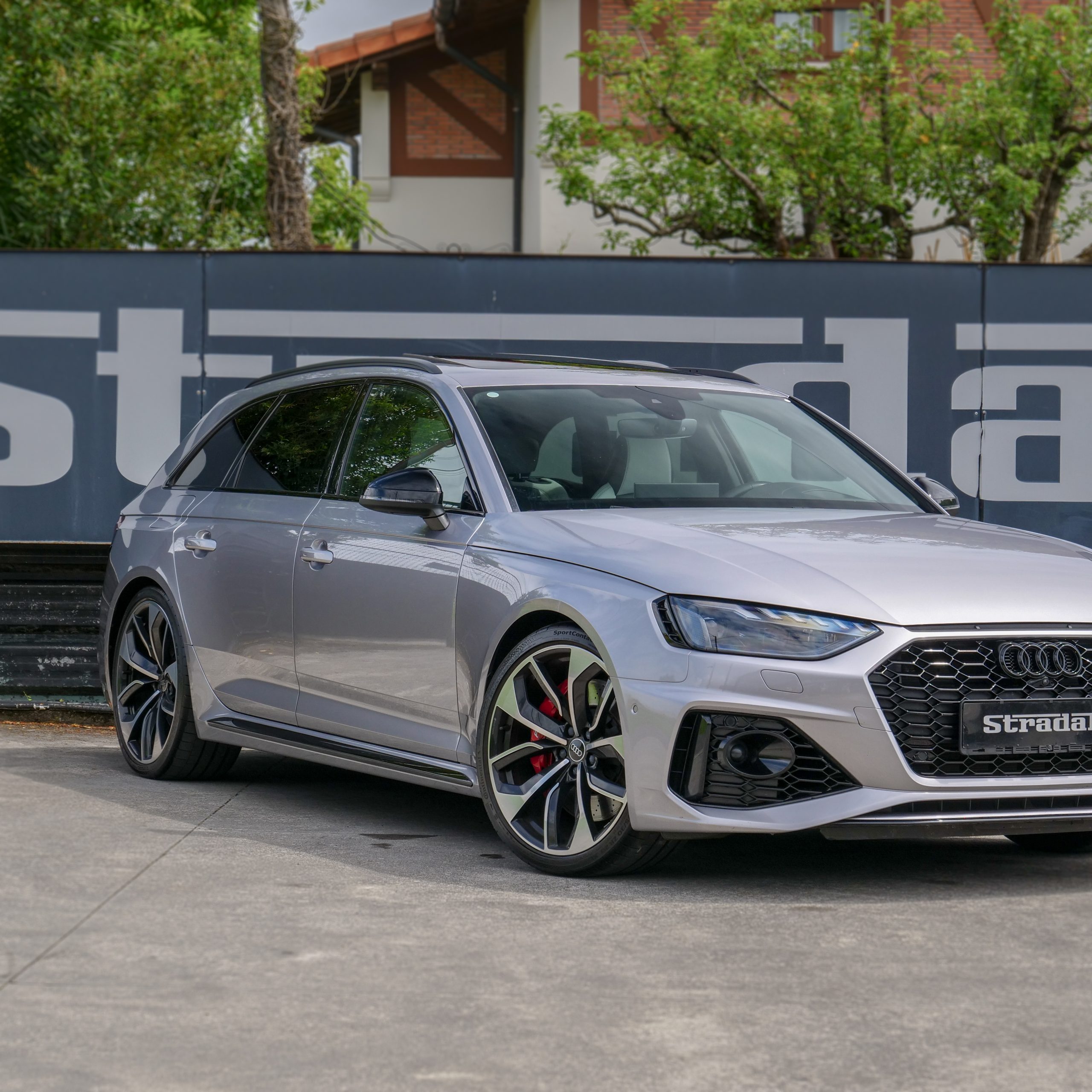 Audi RS4 - imagen 12