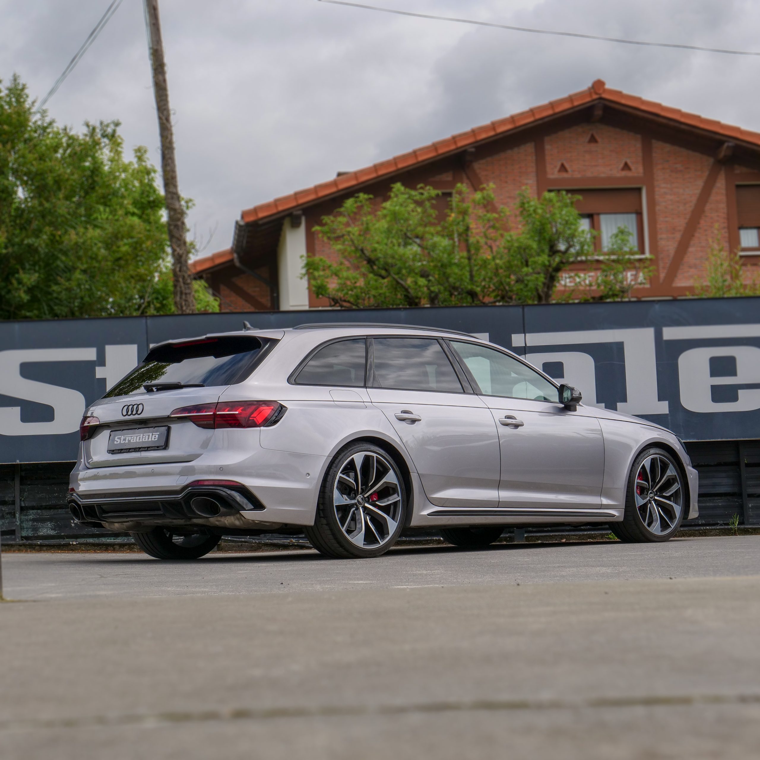 Audi RS4 - imagen 16