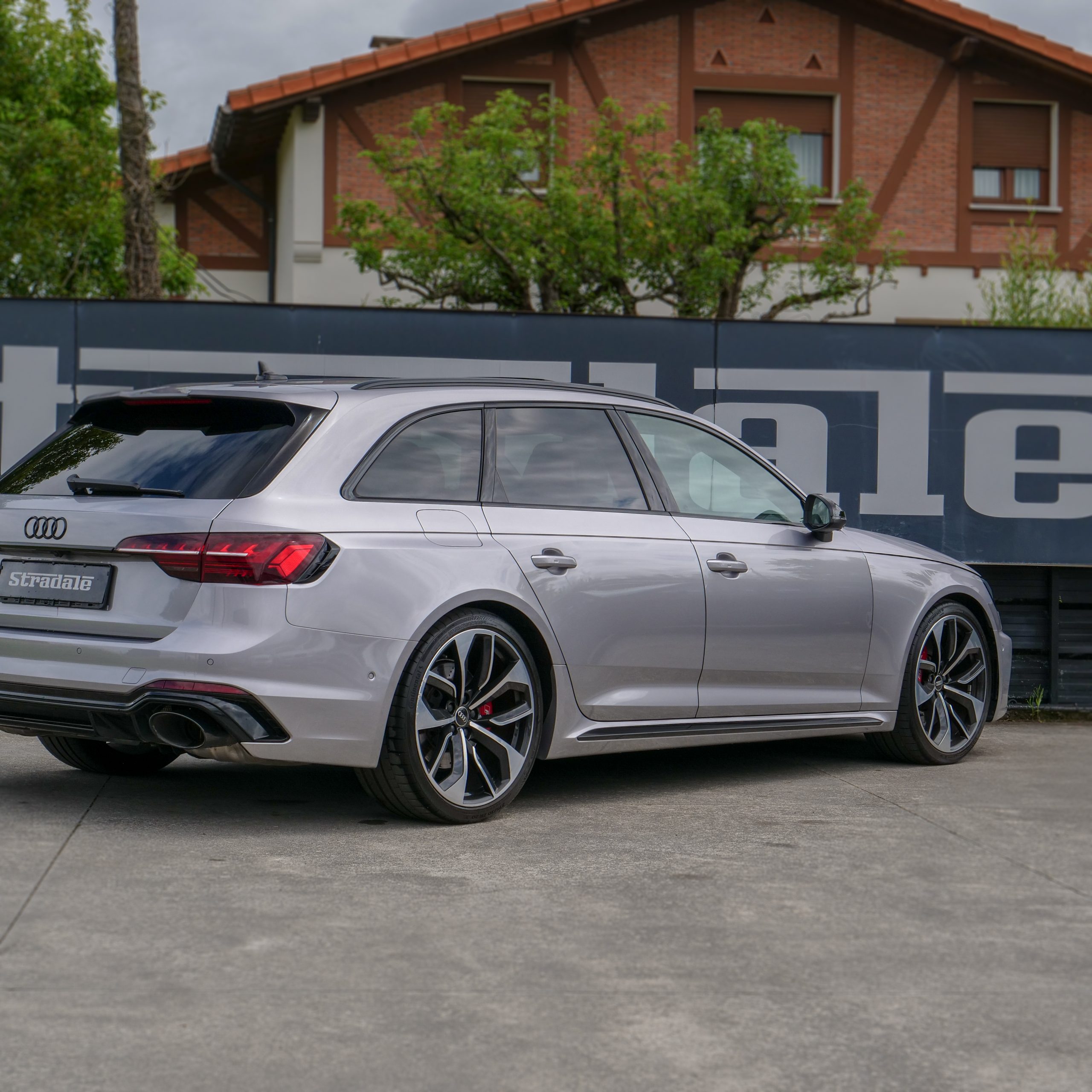 Audi RS4 - imagen 17