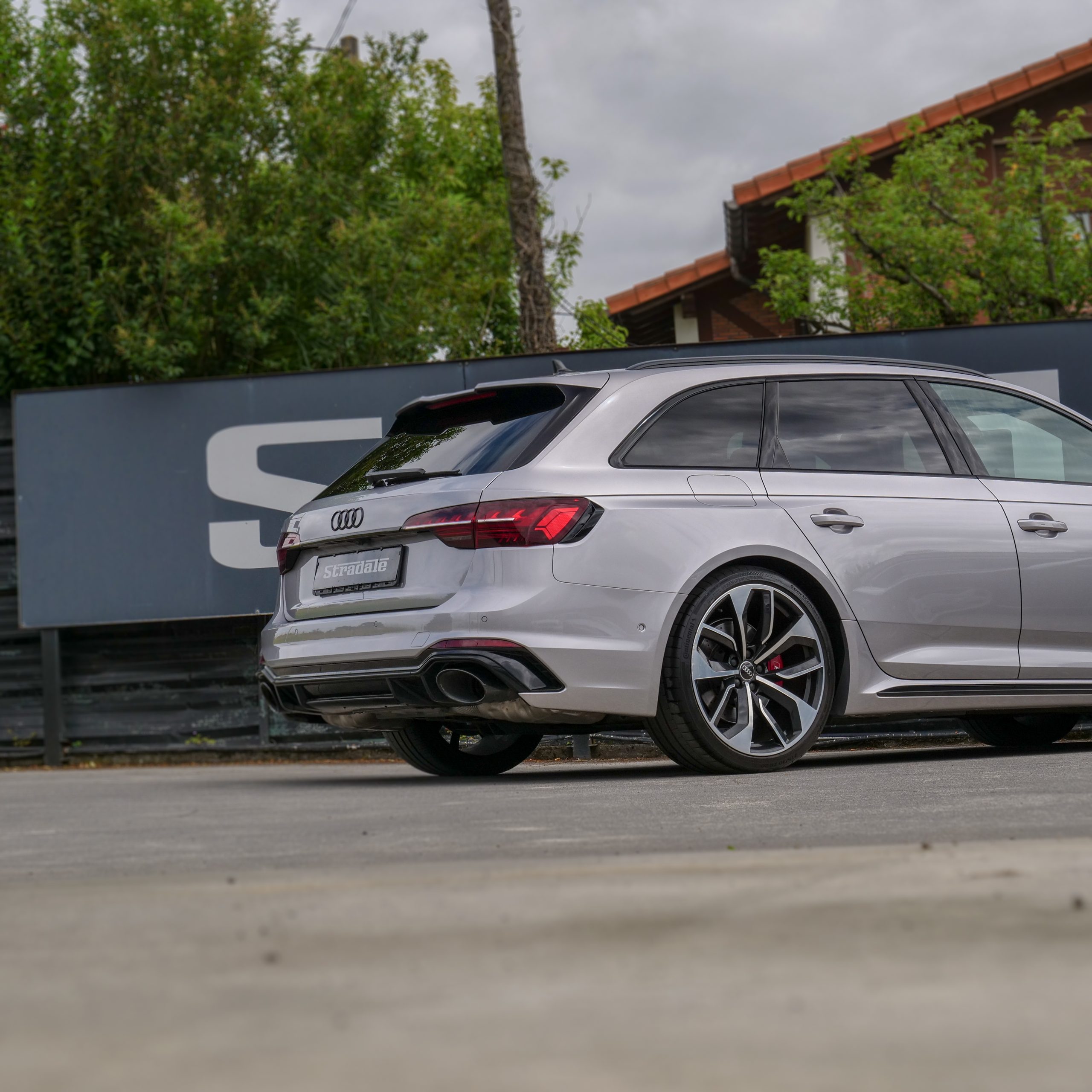 Audi RS4 - imagen 18